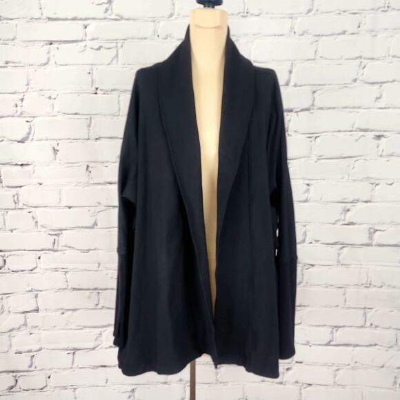 Lululemon Jackets & Blazers - Lululemon Back In Action Wrap Women 8/10 Black Athleisure yoga gym workout comfy